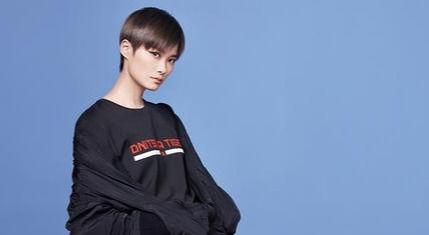 娱乐吃瓜李宇春视频